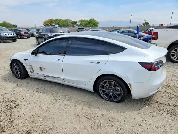 5YJ3E1EA2MF027911 2021 TESLA MODEL 3 - Image 2