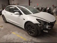 5YJ3E1EA2MF045955 2021 TESLA MODEL 3