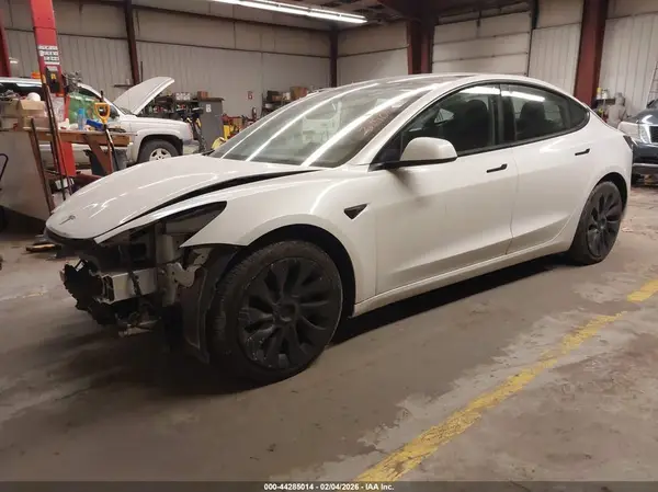 5YJ3E1EA2MF045955 2021 TESLA MODEL 3 - Image 2