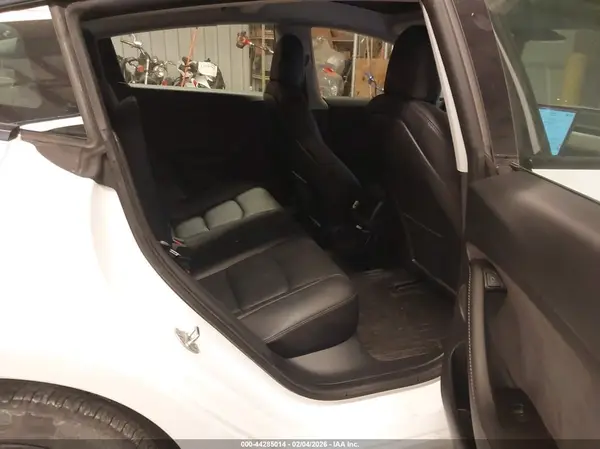 5YJ3E1EA2MF045955 2021 TESLA MODEL 3 - Image 8