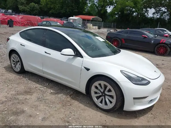 5YJ3E1EA2MF046121 2021 TESLA MODEL 3 - Image 1