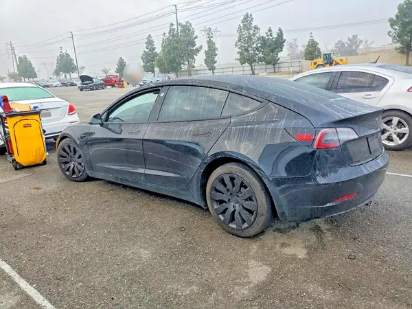 5YJ3E1EA2MF051206 2021 TESLA MODEL 3 - Image 2