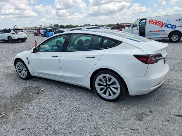 5YJ3E1EA2MF053358 2021 TESLA MODEL 3 - Image 2