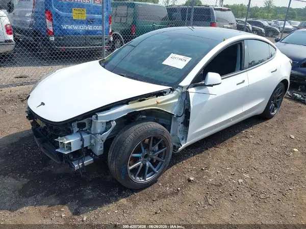 5YJ3E1EA2MF054168 2021 TESLA MODEL 3 - Image 2