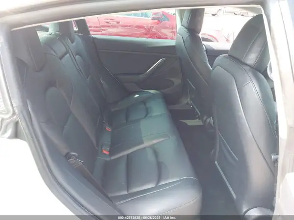 5YJ3E1EA2MF054168 2021 TESLA MODEL 3 - Image 8