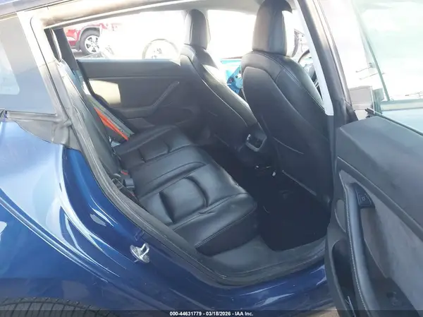 5YJ3E1EA2MF057670 2021 TESLA MODEL 3 - Image 8