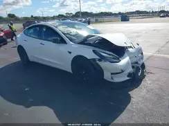 5YJ3E1EA2MF057698 2021 TESLA MODEL 3