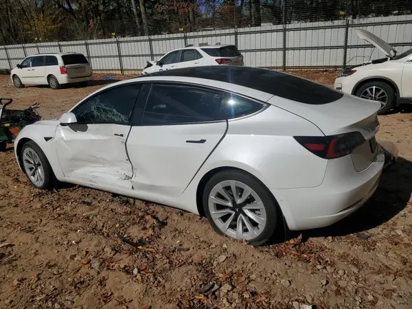 5YJ3E1EA2MF061587 2021 TESLA MODEL 3 - Image 2