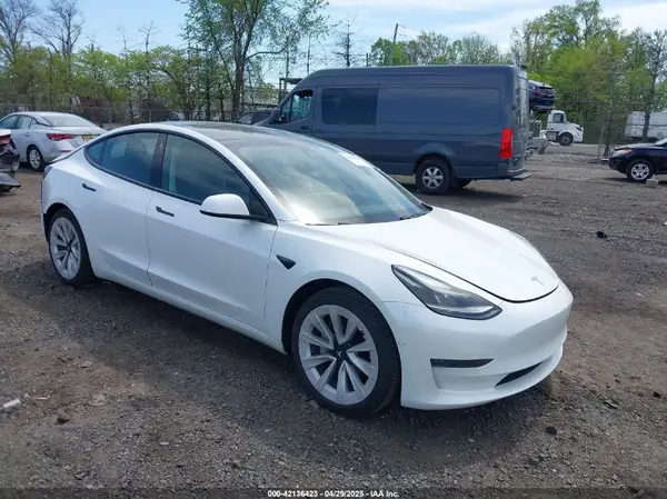 5YJ3E1EA2MF063761 2021 TESLA MODEL 3 - Image 1