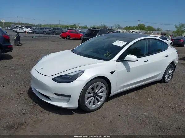 5YJ3E1EA2MF063761 2021 TESLA MODEL 3 - Image 2