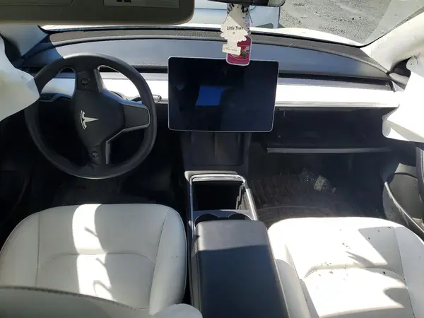 5YJ3E1EA2MF082861 2021 TESLA MODEL 3 - Image 8