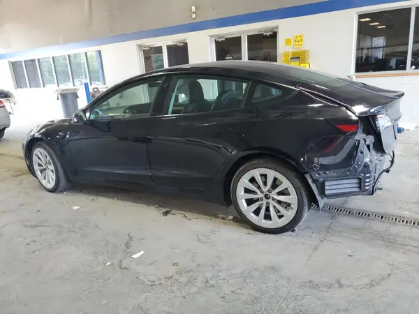 5YJ3E1EA2MF083217 2021 TESLA MODEL 3 - Image 2