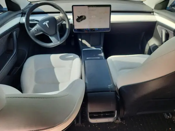 5YJ3E1EA2MF084545 2021 TESLA MODEL 3 - Image 8