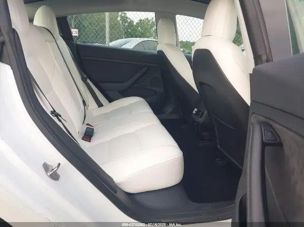 5YJ3E1EA2MF091480 2021 TESLA MODEL 3 - Image 8