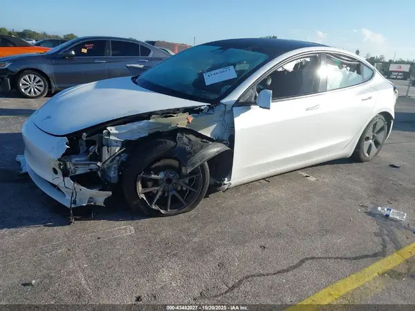 5YJ3E1EA2MF091737 2021 TESLA MODEL 3 - Image 2