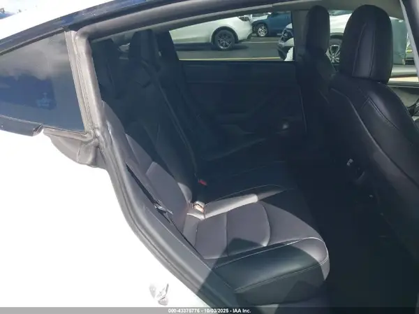 5YJ3E1EA2MF094069 2021 TESLA MODEL 3 - Image 8