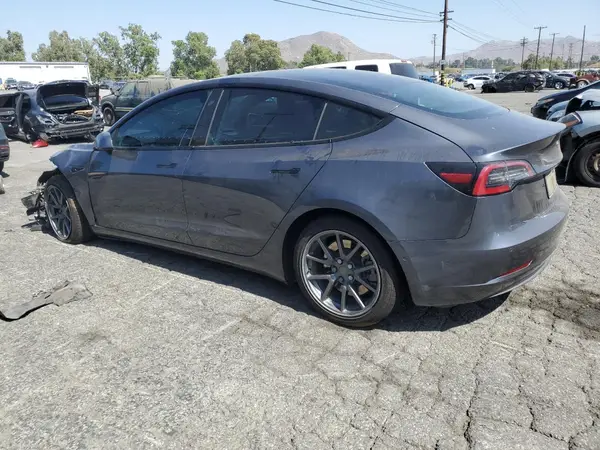 5YJ3E1EA2MF094623 2021 TESLA MODEL 3 - Image 2