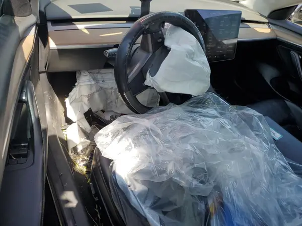 5YJ3E1EA2MF094623 2021 TESLA MODEL 3 - Image 8