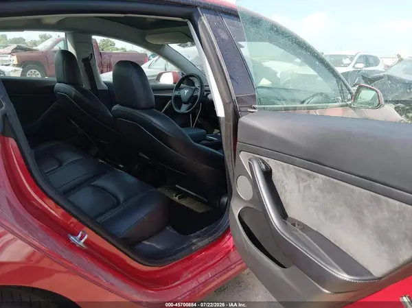 5YJ3E1EA2MF095402 2021 TESLA MODEL 3 - Image 8