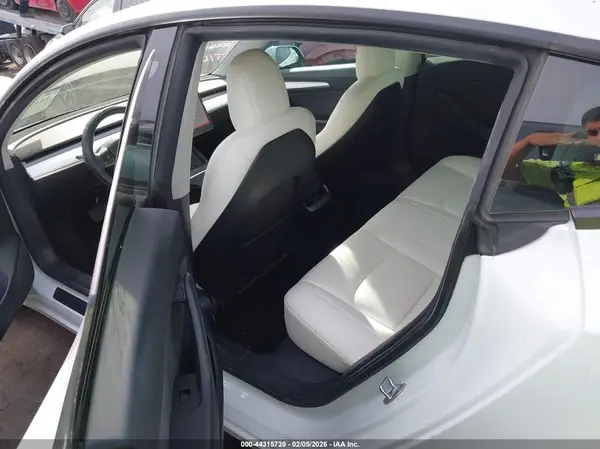 5YJ3E1EA2MF096064 2021 TESLA MODEL 3 - Image 8