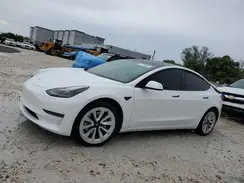5YJ3E1EA2MF098543 2021 TESLA MODEL 3