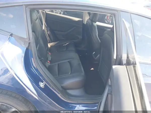 5YJ3E1EA2MF100744 2021 TESLA MODEL 3 - Image 8
