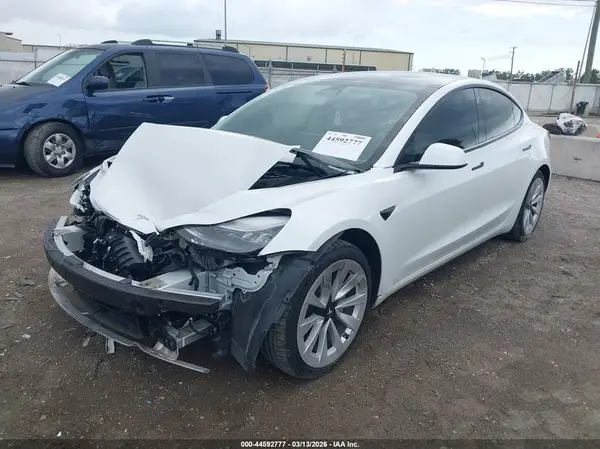 5YJ3E1EA2MF850144 2021 TESLA MODEL 3 - Image 2