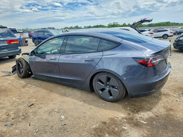 5YJ3E1EA2MF859376 2021 TESLA MODEL 3 - Image 2