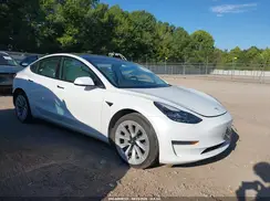 5YJ3E1EA2MF870085 2021 TESLA MODEL 3