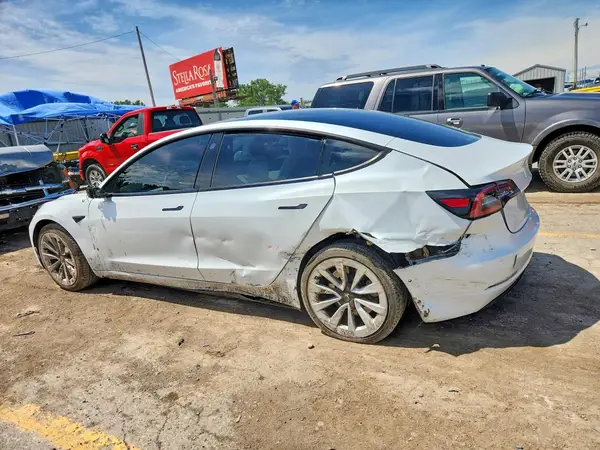 5YJ3E1EA2MF870099 2021 TESLA MODEL 3 - Image 2