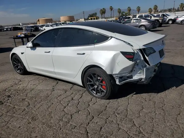5YJ3E1EA2MF871589 2021 TESLA MODEL 3 - Image 2