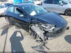 5YJ3E1EA2MF877733 2021 TESLA MODEL 3