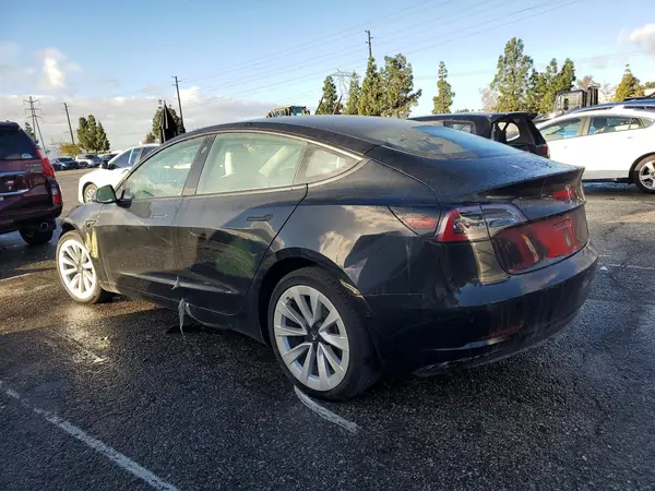 5YJ3E1EA2MF878560 2021 TESLA MODEL 3 - Image 2