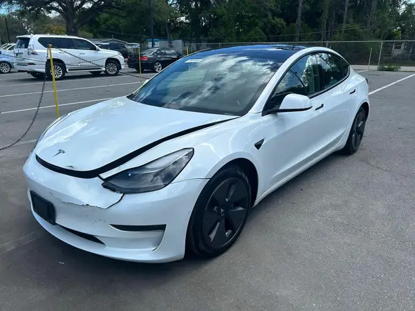 5YJ3E1EA2MF918278 2021 TESLA MODEL 3 - Image 2