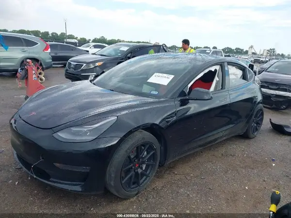 5YJ3E1EA2MF922959 2021 TESLA MODEL 3 - Image 2