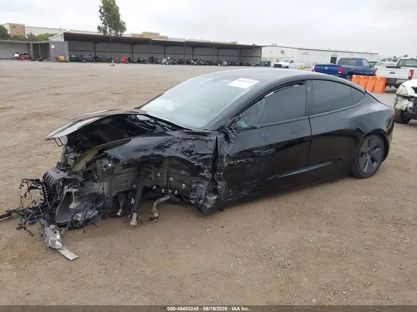 5YJ3E1EA2MF930267 2021 TESLA MODEL 3 - Image 2