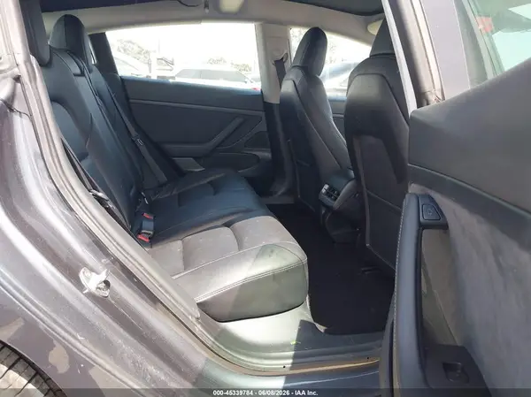 5YJ3E1EA2MF939325 2021 TESLA MODEL 3 - Image 8