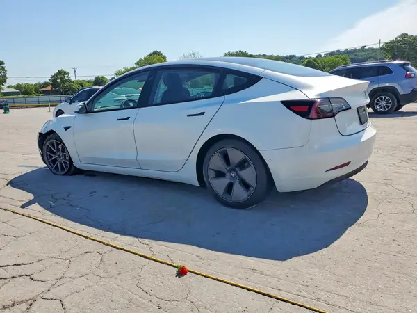 5YJ3E1EA2MF976925 2021 TESLA MODEL 3 - Image 2