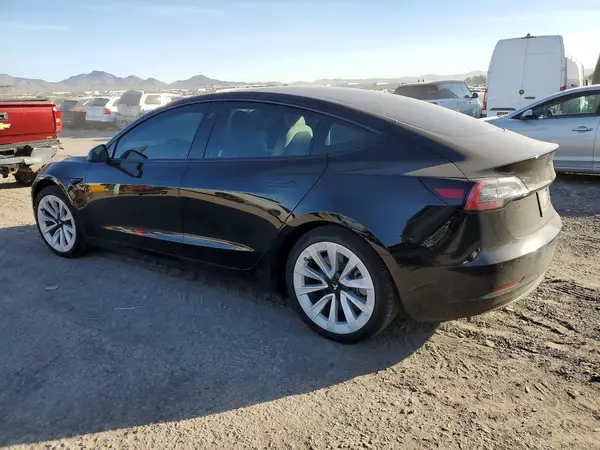 5YJ3E1EA2MF978545 2021 TESLA MODEL 3 - Image 2
