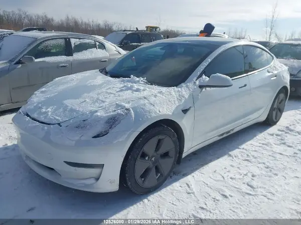 5YJ3E1EA2MF981610 2021 TESLA MODEL 3 - Image 2
