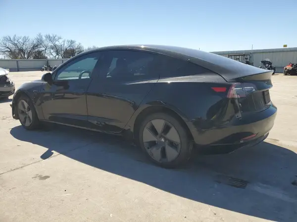 5YJ3E1EA2MF986029 2021 TESLA MODEL 3 - Image 2