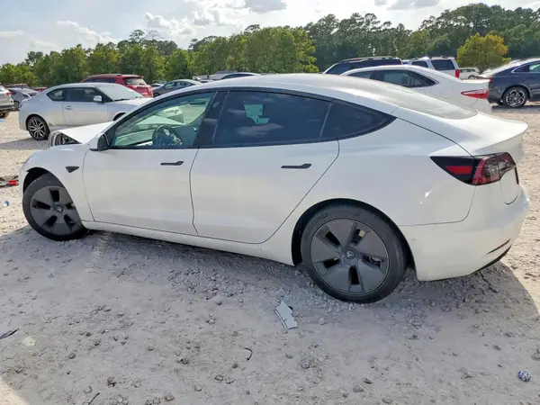 5YJ3E1EA2MF986404 2021 TESLA MODEL 3 - Image 2