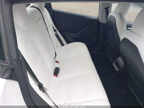 5YJ3E1EA2MF989576 2021 TESLA MODEL 3 - Image 8
