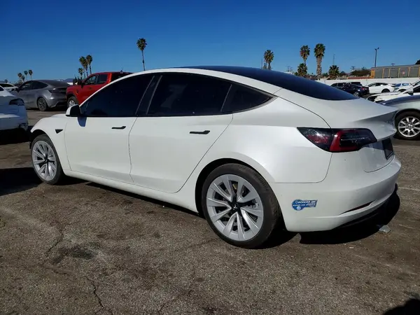 5YJ3E1EA2MF996107 2021 TESLA MODEL 3 - Image 2
