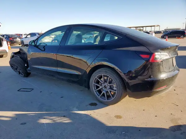 5YJ3E1EA2NF104097 2022 TESLA MODEL 3 - Image 2