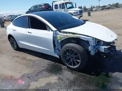 5YJ3E1EA2NF123751 2022 TESLA MODEL 3