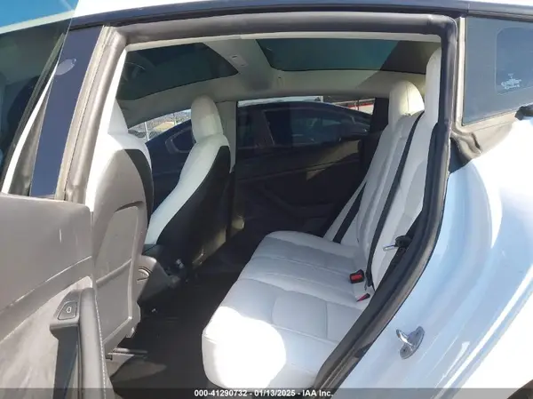 5YJ3E1EA2NF130747 2022 TESLA MODEL 3 - Image 8