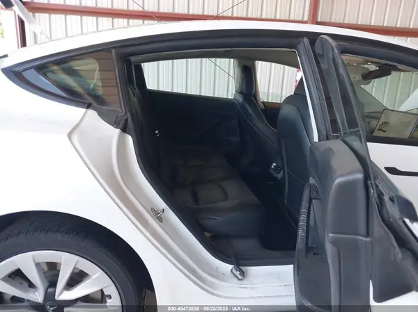 5YJ3E1EA2NF142767 2022 TESLA MODEL 3 - Image 8