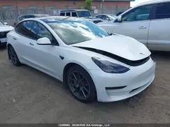 5YJ3E1EA2NF154983 2022 TESLA MODEL 3