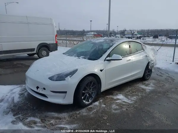 5YJ3E1EA2NF167524 2022 TESLA MODEL 3 - Image 2